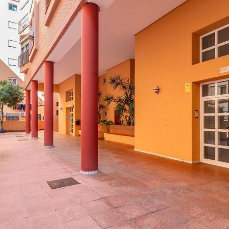 Beautiful Apartment In Malaga With Wifi Exterior photo